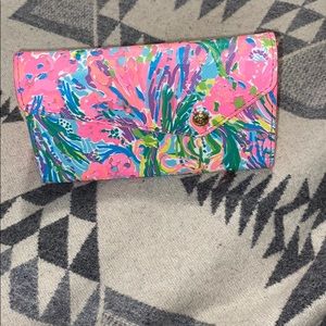 Collapsible Lilly Pulitzer sunglasses case